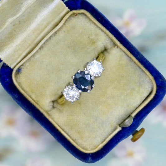 Vintage 18ct gold Natural Diamond & Sapphire three stone trilogy ring.