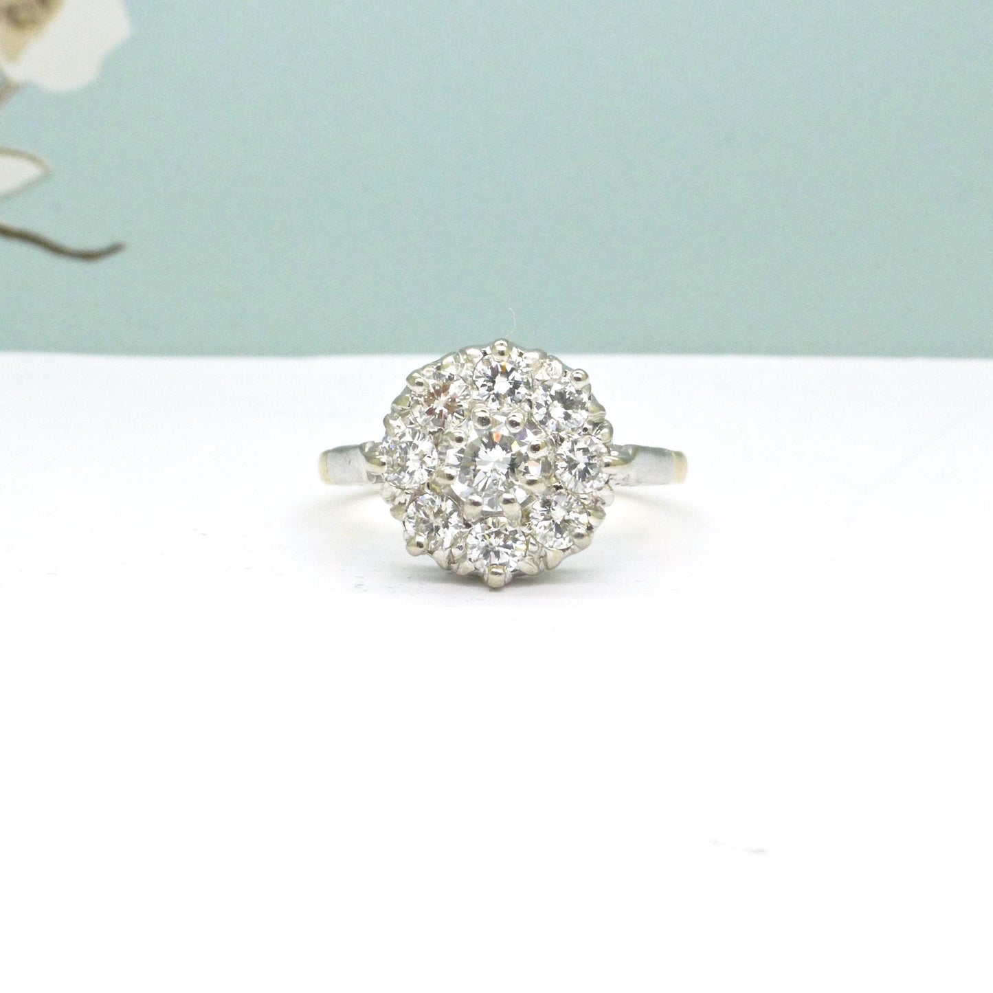 Vintage 18ct Platinum natural diamond cluster engagement ring 0.90 carat