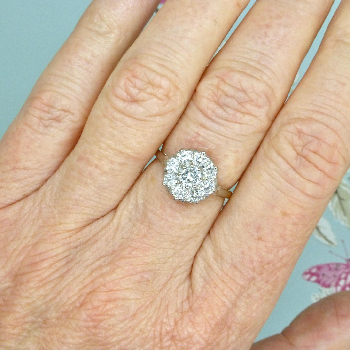 Vintage 18ct Platinum natural diamond cluster engagement ring 0.90 carat