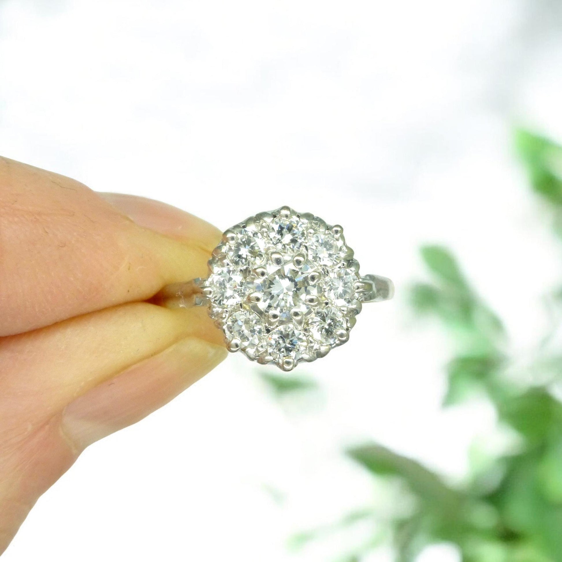 Vintage 18ct Platinum natural diamond cluster engagement ring 0.90 carat