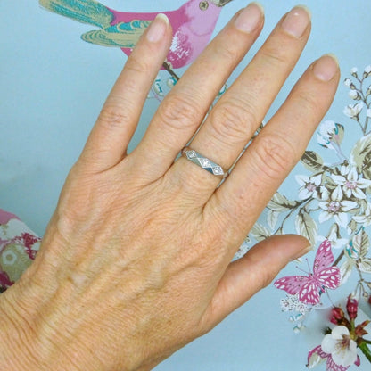 Vintage 18ct white gold Natural Diamond full eternity wedding ring 0.50ct - Size O.