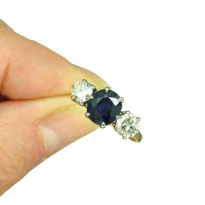 Vintage 18ct gold Natural Diamond & Sapphire three stone trilogy ring + Independent Valuation.