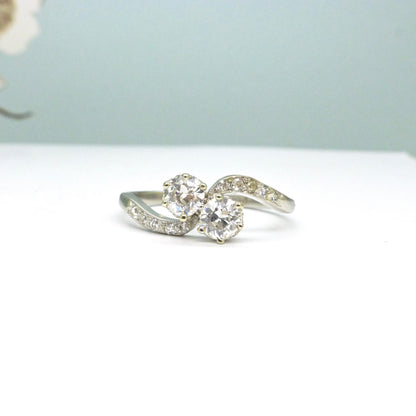 Antique Edwardian old cut natural diamond Toi et Moi ring - 18ct Platinum - 0.60ct c1910s