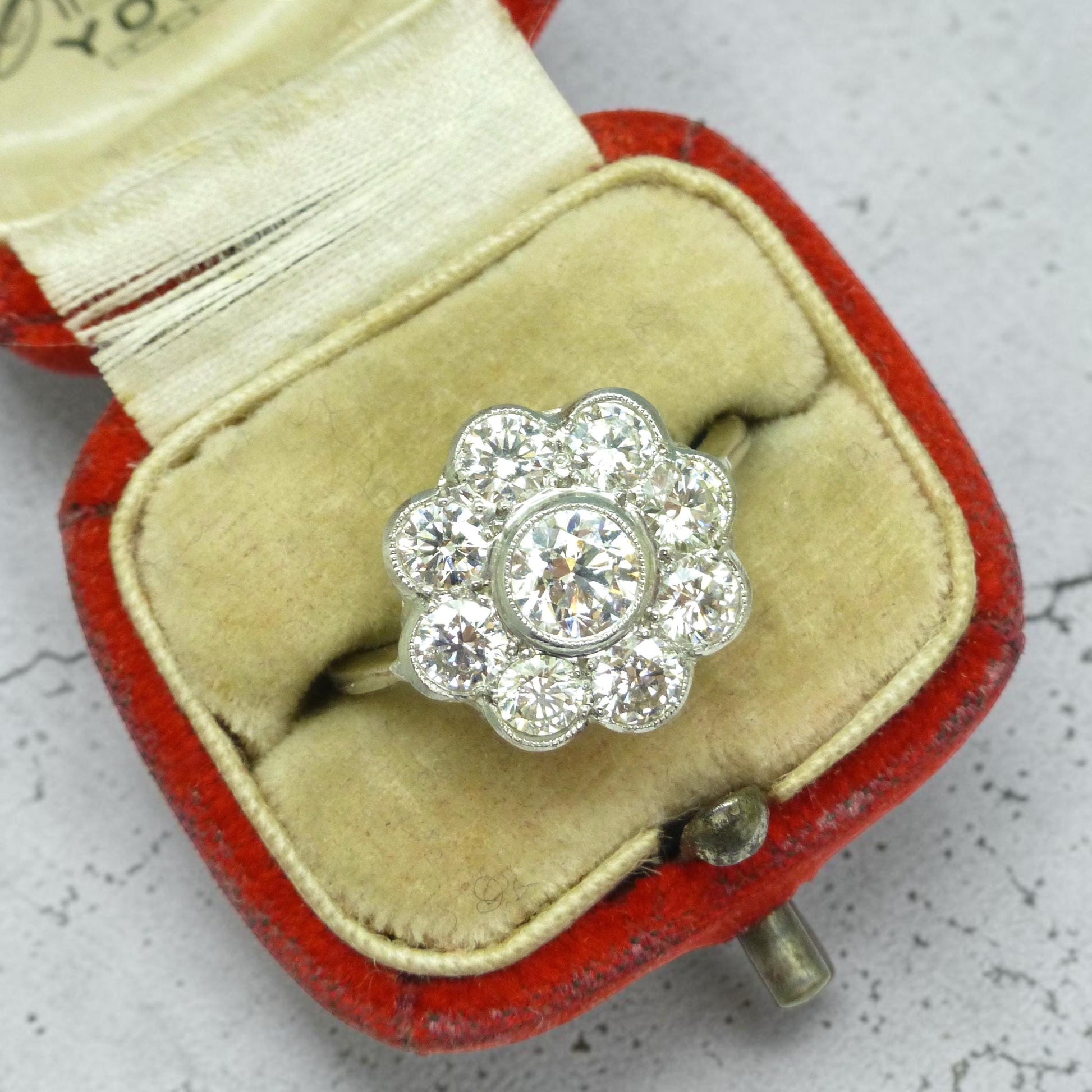 Vintage Platinum natural diamond cluster engagement ring 1.54 carat - Antique style Daisy ring
