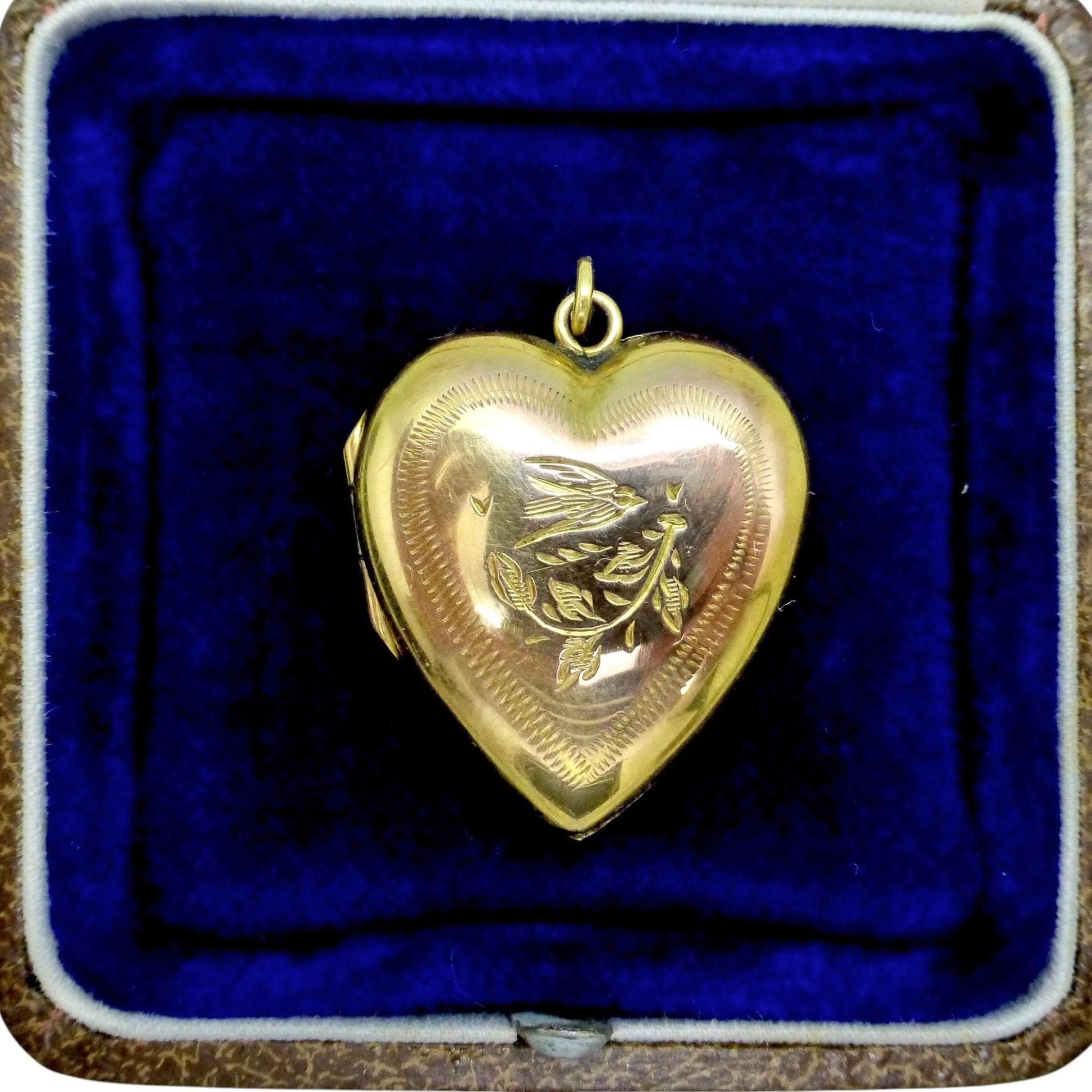 Antique 9ct Gold Heart Locket c1880-1900 – Aesthetic Engraved Bird motif