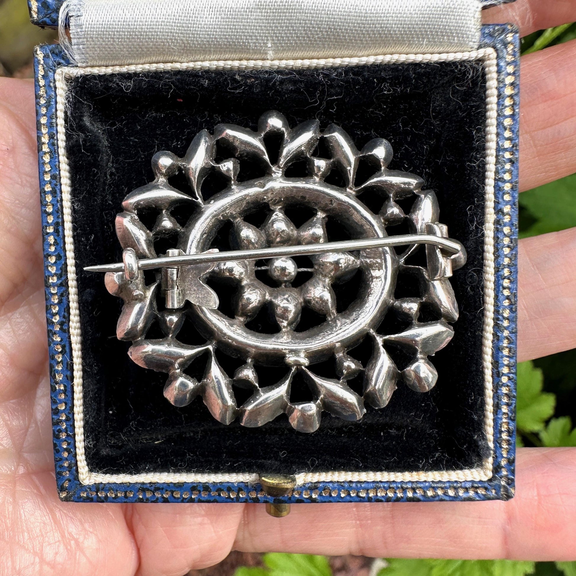 Antique silver paste brooch - Large Victorian-Edwardian pin