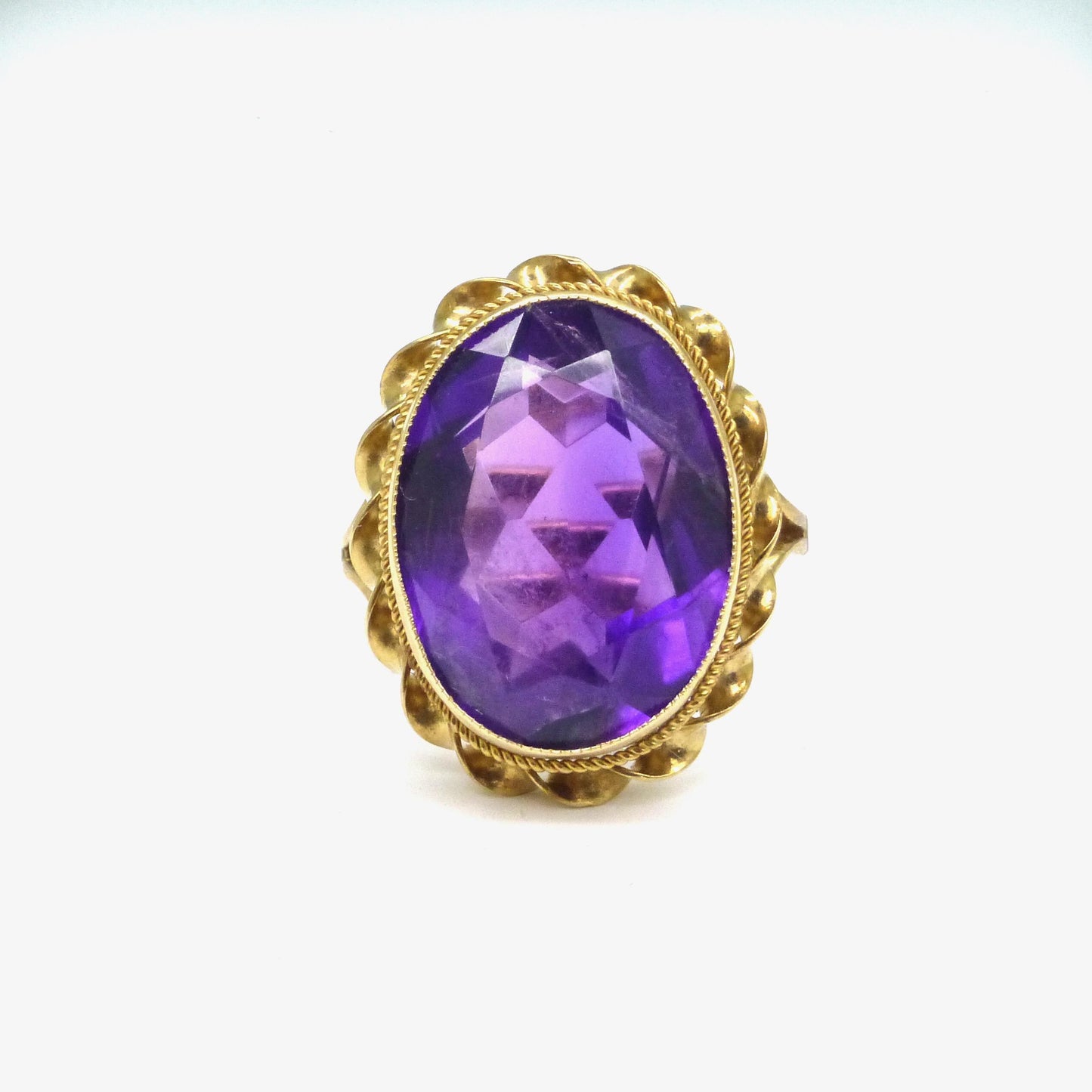 Vintage 9ct Gold Amethyst Statement Ring – Birmingham 1977 Retro Cocktail Jewelry