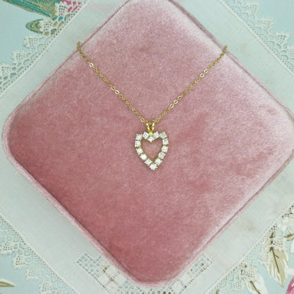 Vintage 18ct gold diamond heart pendant & 9ct gold chain