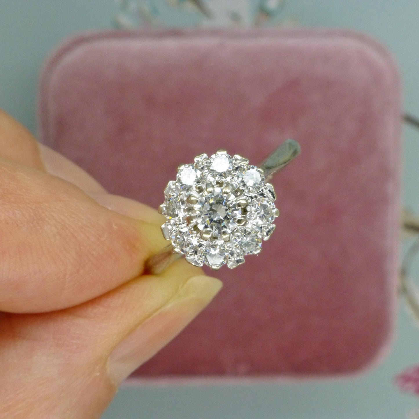 Vintage 18ct white gold natural diamond cluster engagement ring 0.77ct