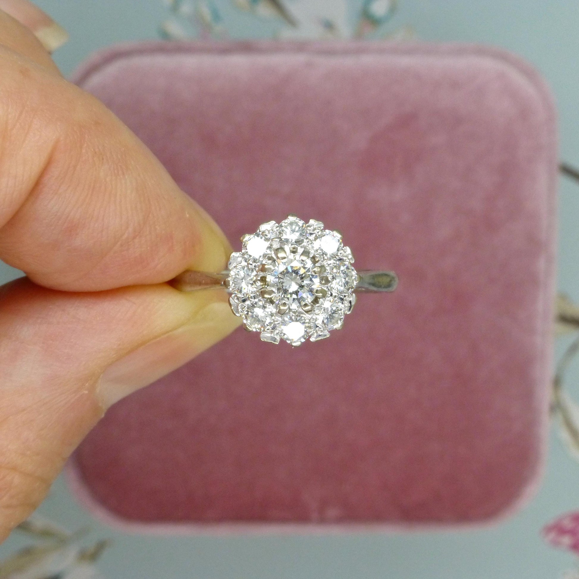 Vintage 18ct white gold natural diamond cluster engagement ring 0.77ct