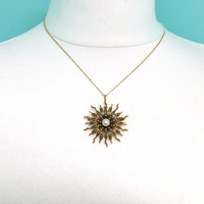 Antique gold Sunburst Pearl & seed pearl pendant/brooch c1890's - 1900's 7.9 grams