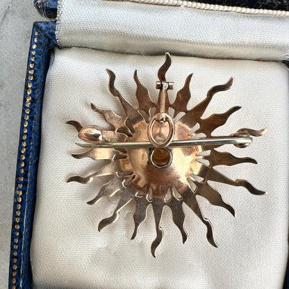 Antique gold Sunburst Pearl & seed pearl pendant/brooch c1890's - 1900's 7.9 grams