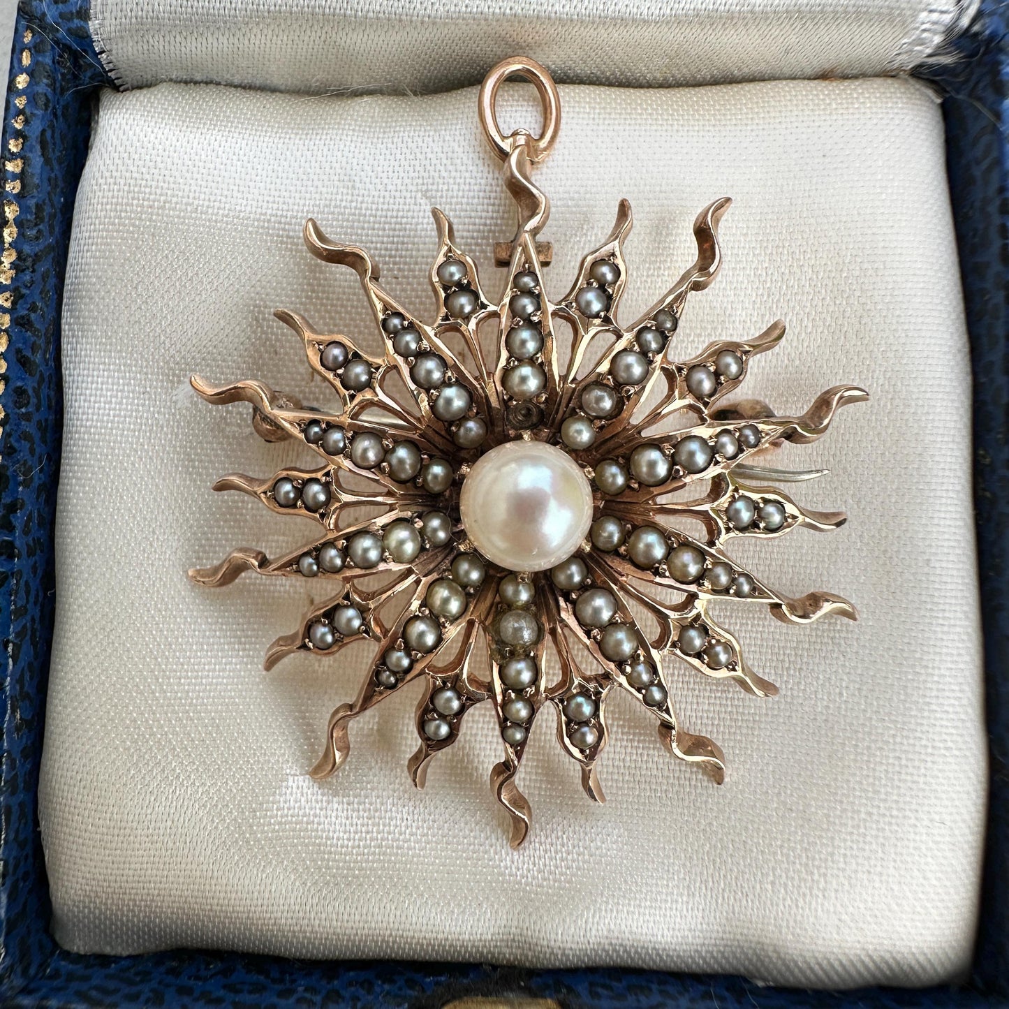 Antique gold Sunburst Pearl & seed pearl pendant/brooch c1890's - 1900's 7.9 grams