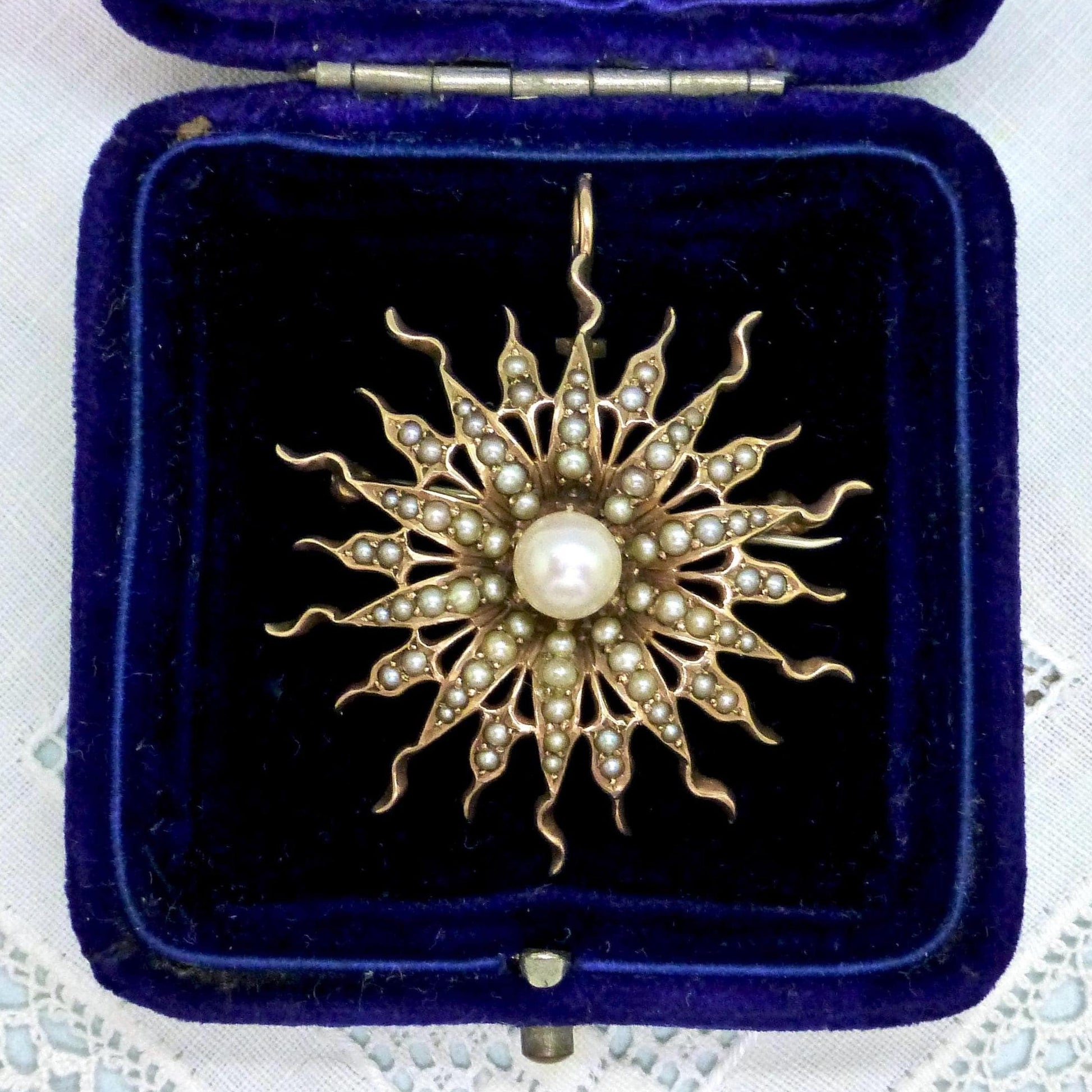 Antique gold Sunburst Pearl & seed pearl pendant/brooch c1890's - 1900's 7.9 grams