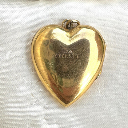 Antique 9ct Gold Heart Locket c1880-1900 – Aesthetic Engraved Bird motif