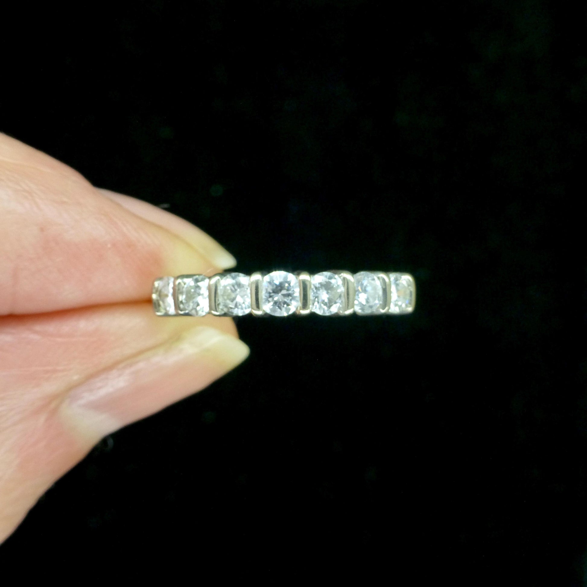 Vintage 18ct gold seven stone diamond wedding eternity ring 0.63ct
