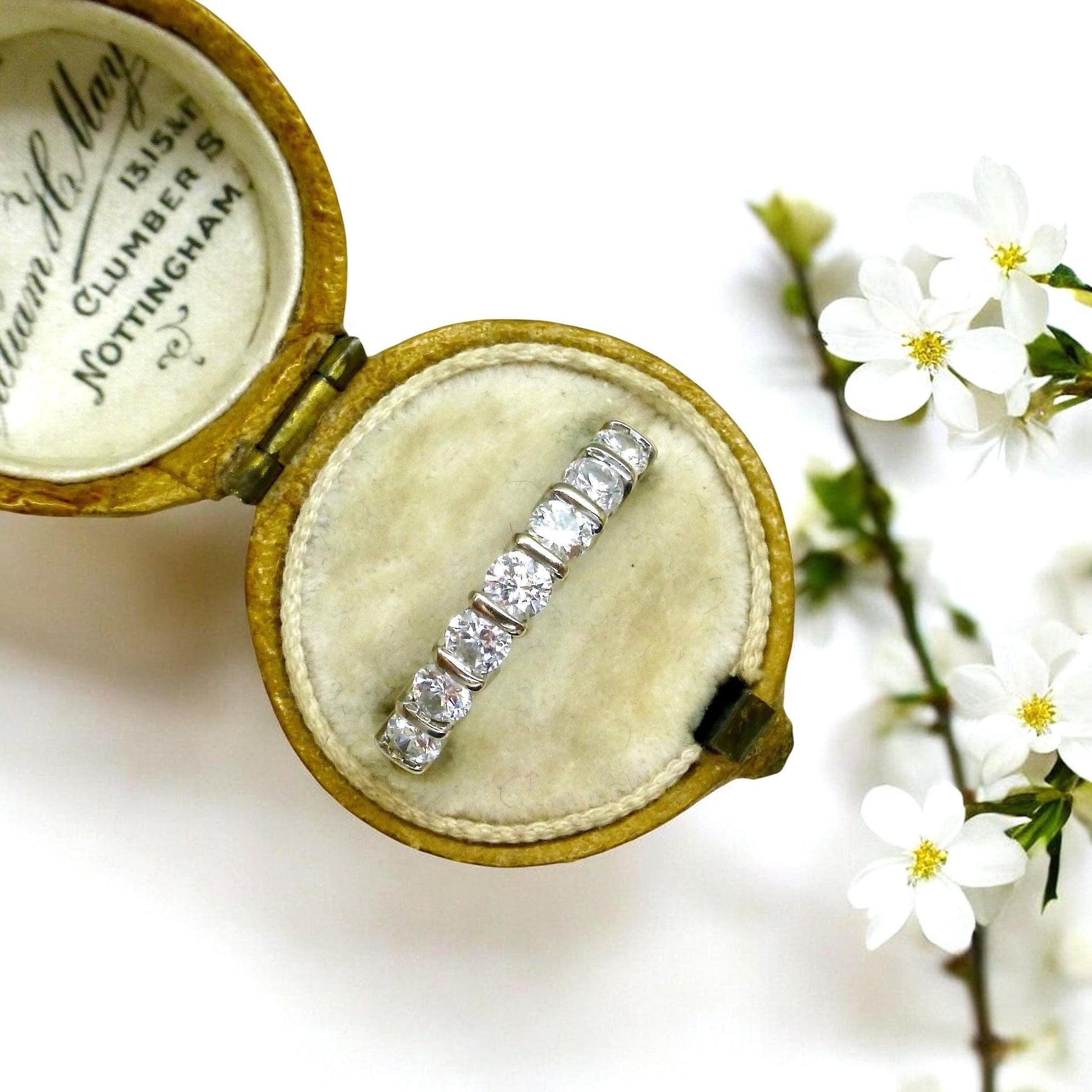 Vintage 18ct gold seven stone diamond wedding eternity ring 0.63ct