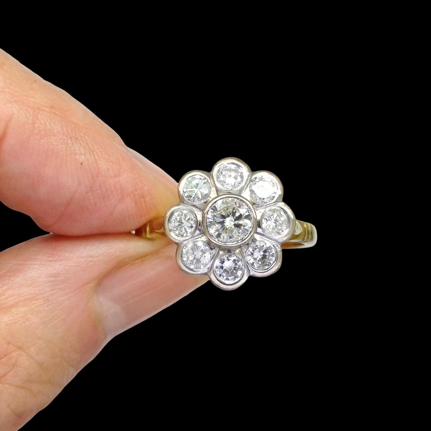 Vintage 18ct natural diamond cluster engagement ring 1.46 carat - Dated 1996