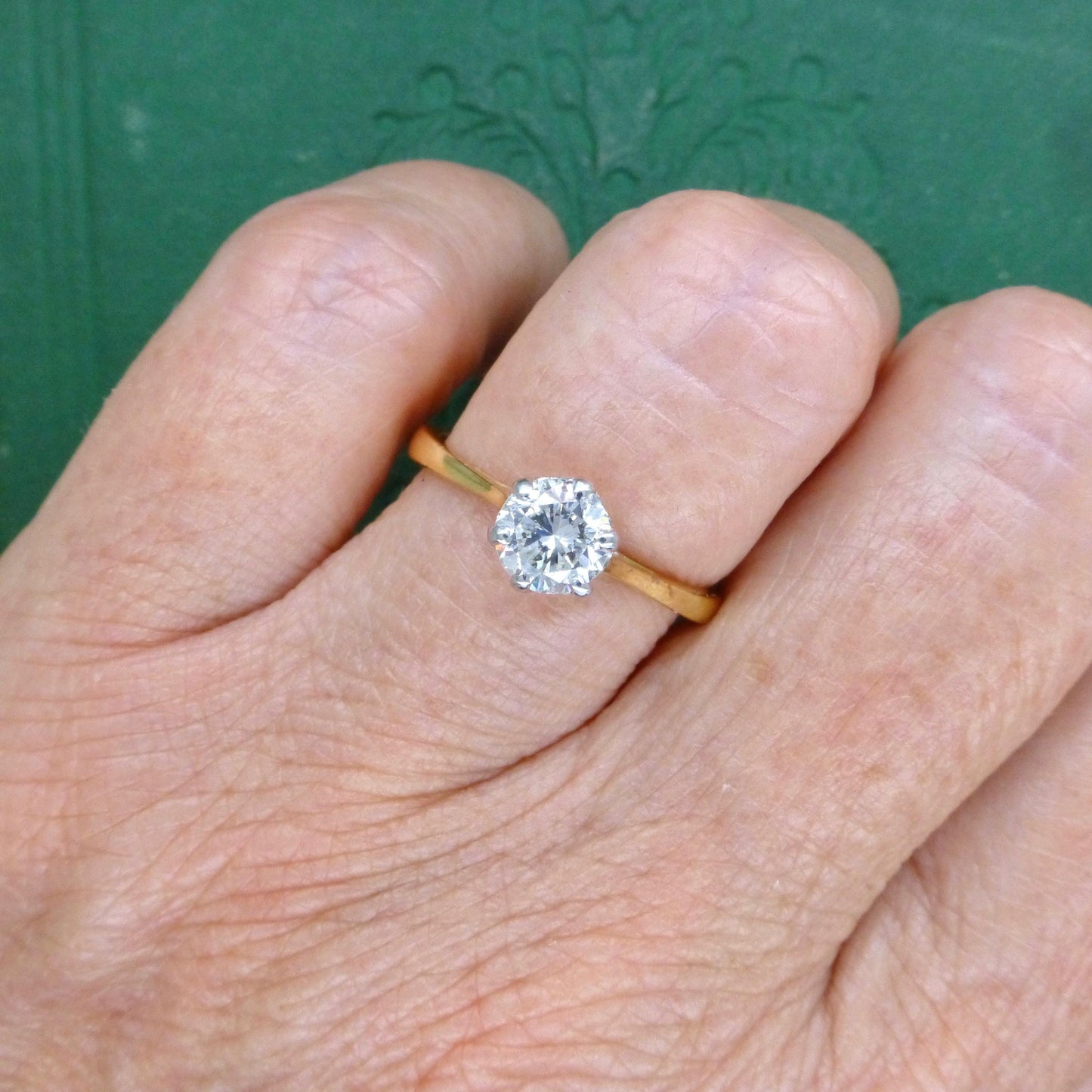Vintage 18ct gold brilliant cut natural diamond solitaire ring 0.70ct