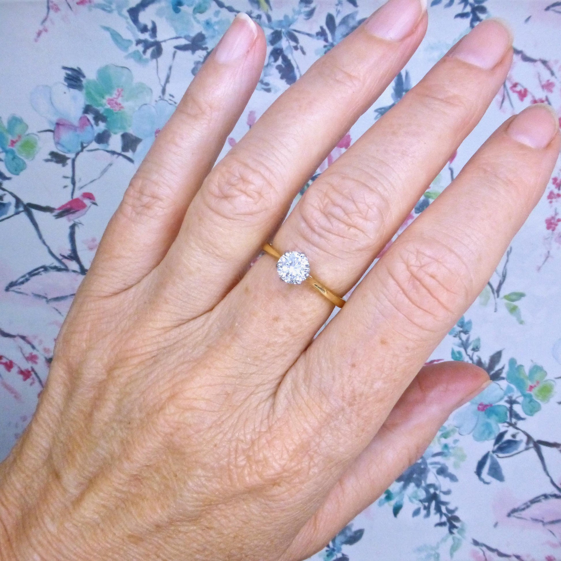 Vintage 18ct gold brilliant cut natural diamond solitaire ring 0.70ct
