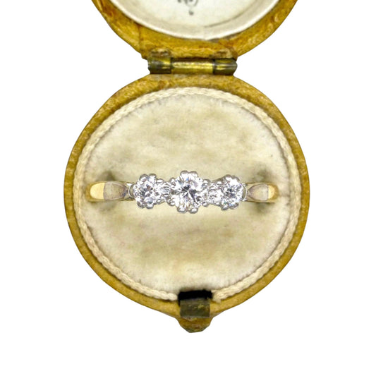 Antique Edwardian 18ct Platinum OEC diamond three stone trilogy ring 0.30ct.