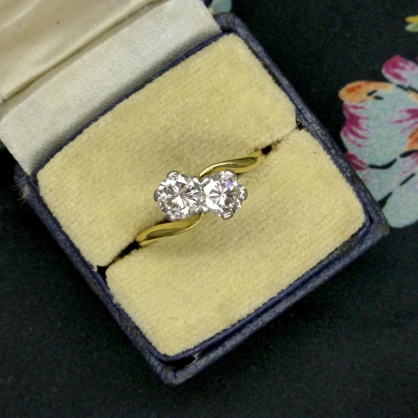 Vintage Toi et Moi two stone natural diamond ring 1.00ct - with Valuation