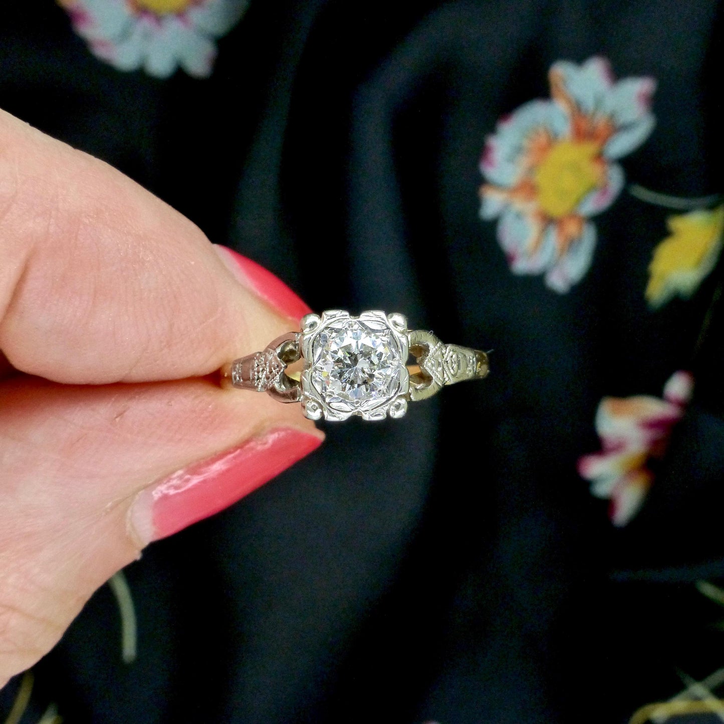 Antique 18ct & Platinum natural diamond solitaire ring 0.35ct