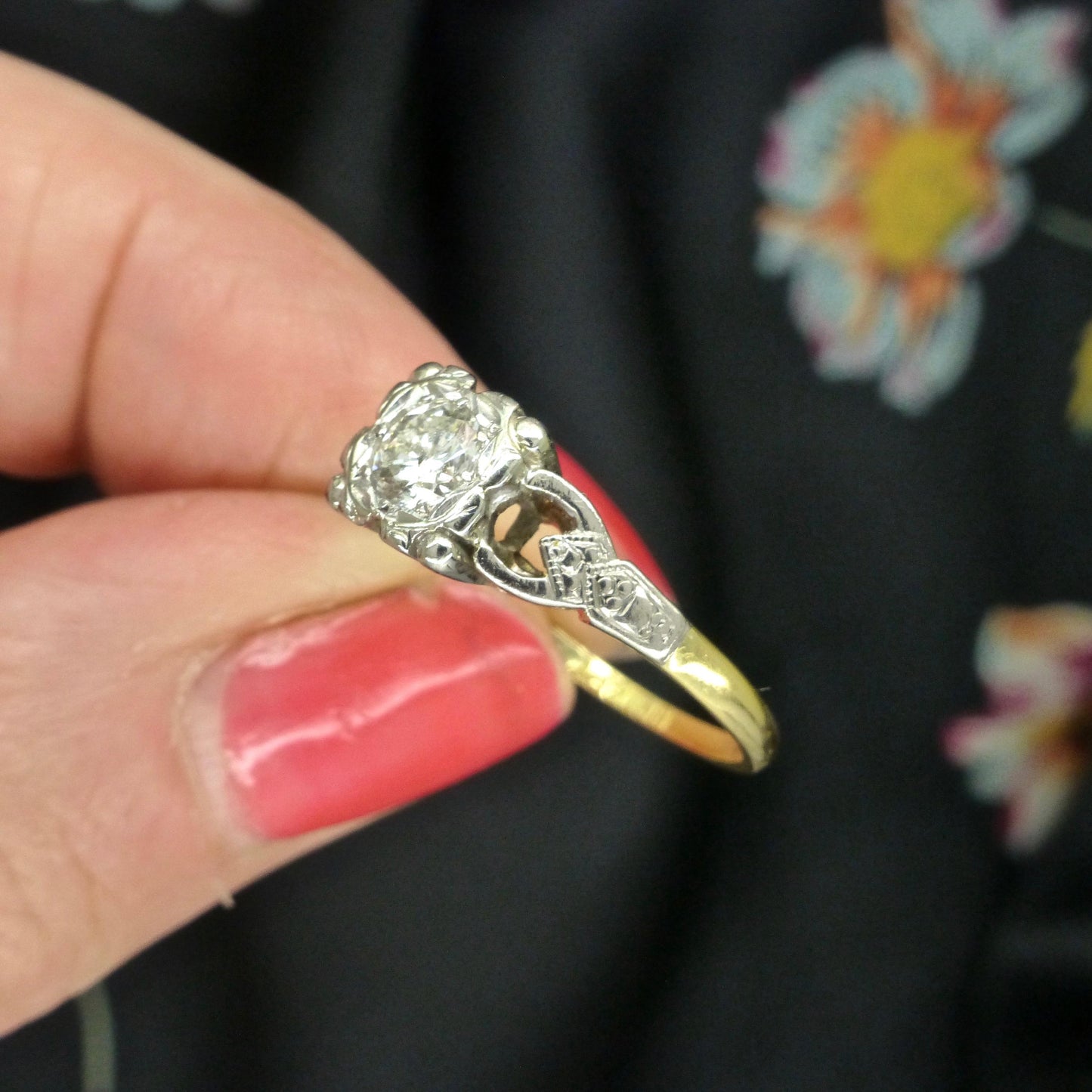 Antique 18ct & Platinum natural diamond solitaire ring 0.35ct