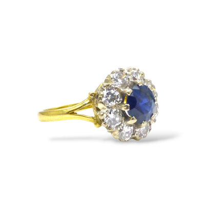 Vintage 18ct sapphire & diamond round cluster ring ~ With Valuation