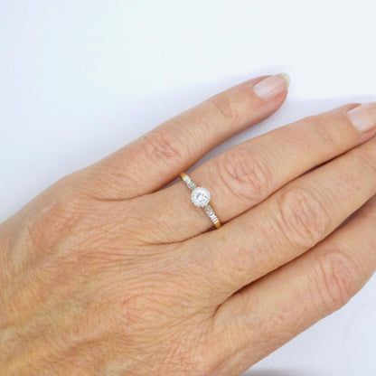 Vintage natural diamond solitaire ring 18ct & Platinum c1940's