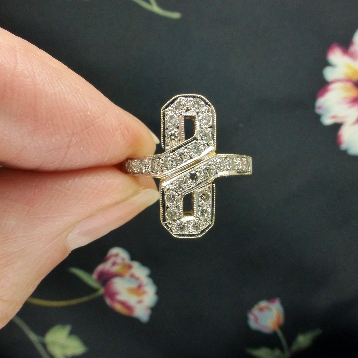 Vintage Art Deco style 9ct gold diamond cluster panel ring
