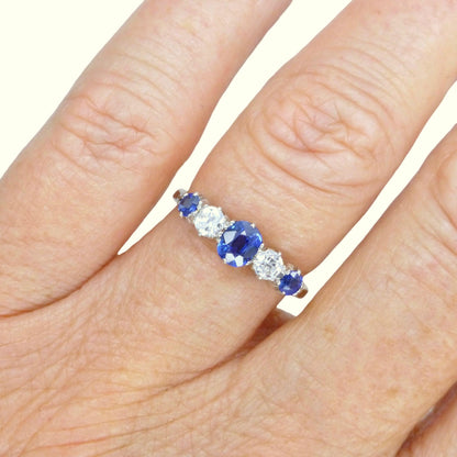 Antique 18ct Platinum Cornflower blue Sapphire & Diamond five stone ring