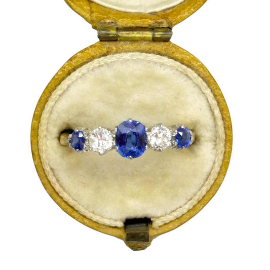 Antique 18ct Platinum Cornflower blue Sapphire & Diamond five stone ring