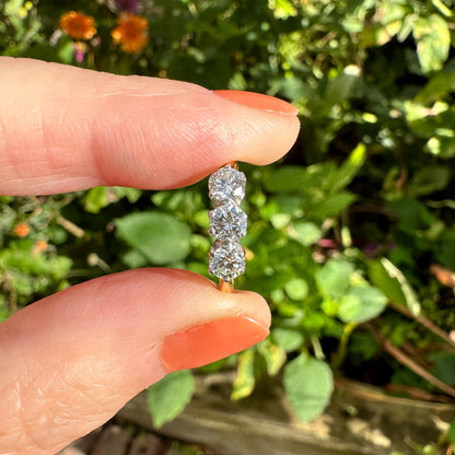 Vintage natural diamond three stone trilogy ring 0.75ct