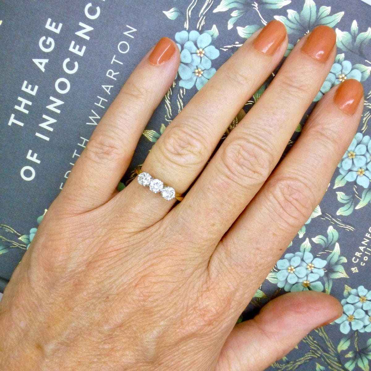 Vintage natural diamond three stone trilogy ring 0.75ct
