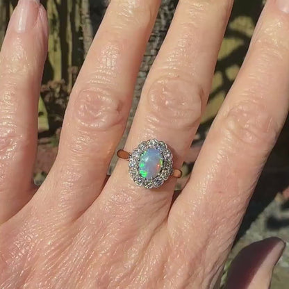 Vintage 18ct Opal & Diamond cluster ring with Valuation report