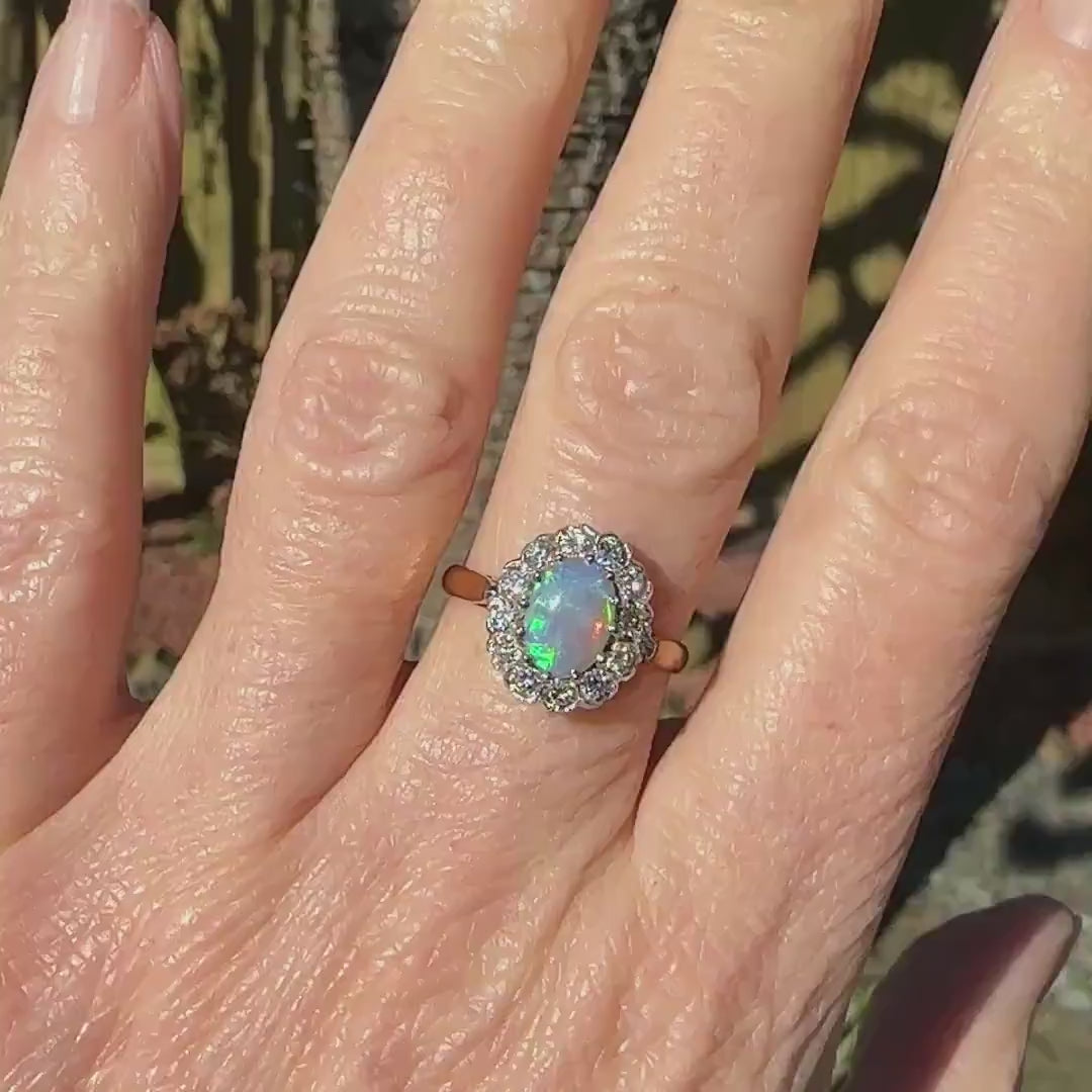 Vintage 18ct Opal & Diamond cluster ring with Valuation report
