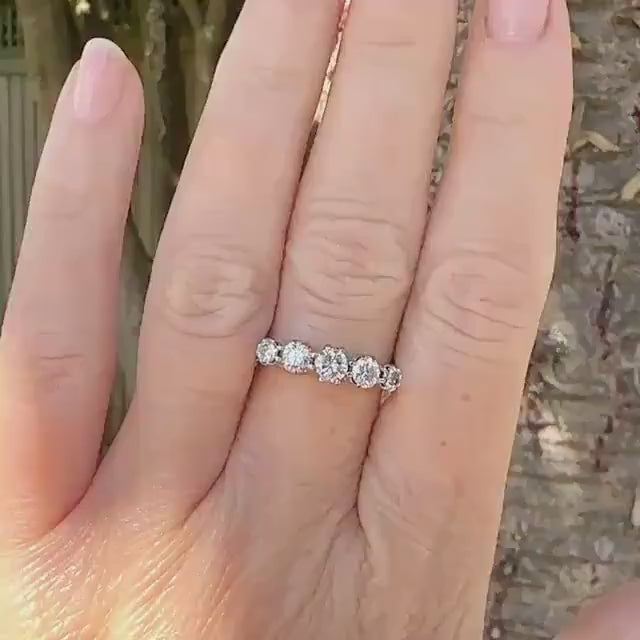 Vintage 18ct gold natural diamond five stone ring 1.00ct.