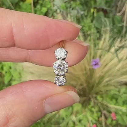 Vintage 18ct natural diamond three stone trilogy ring 1.00ct c1970's
