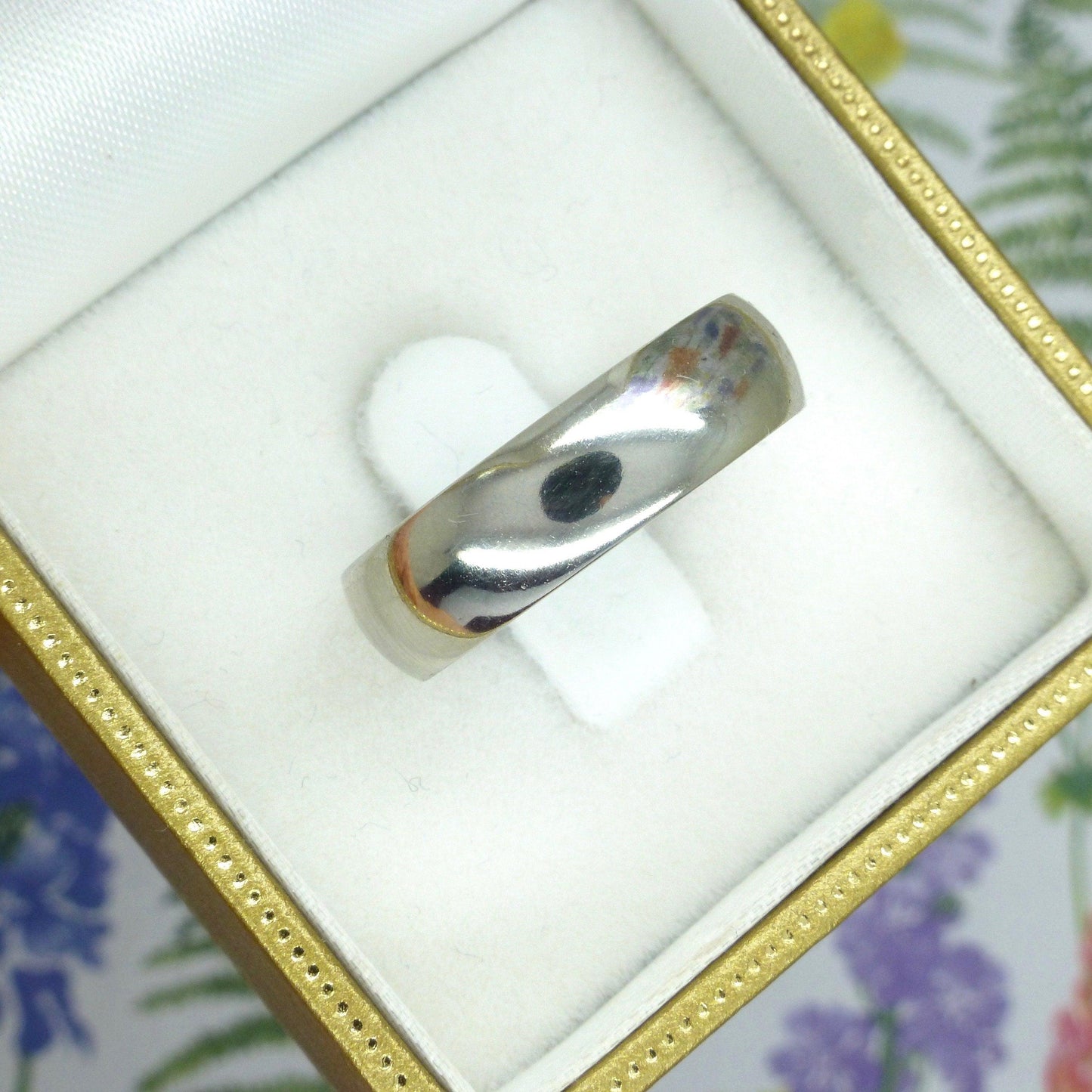 Vintage heavy Platinum court wedding band 11.5 grams ~ unisex wedding ring