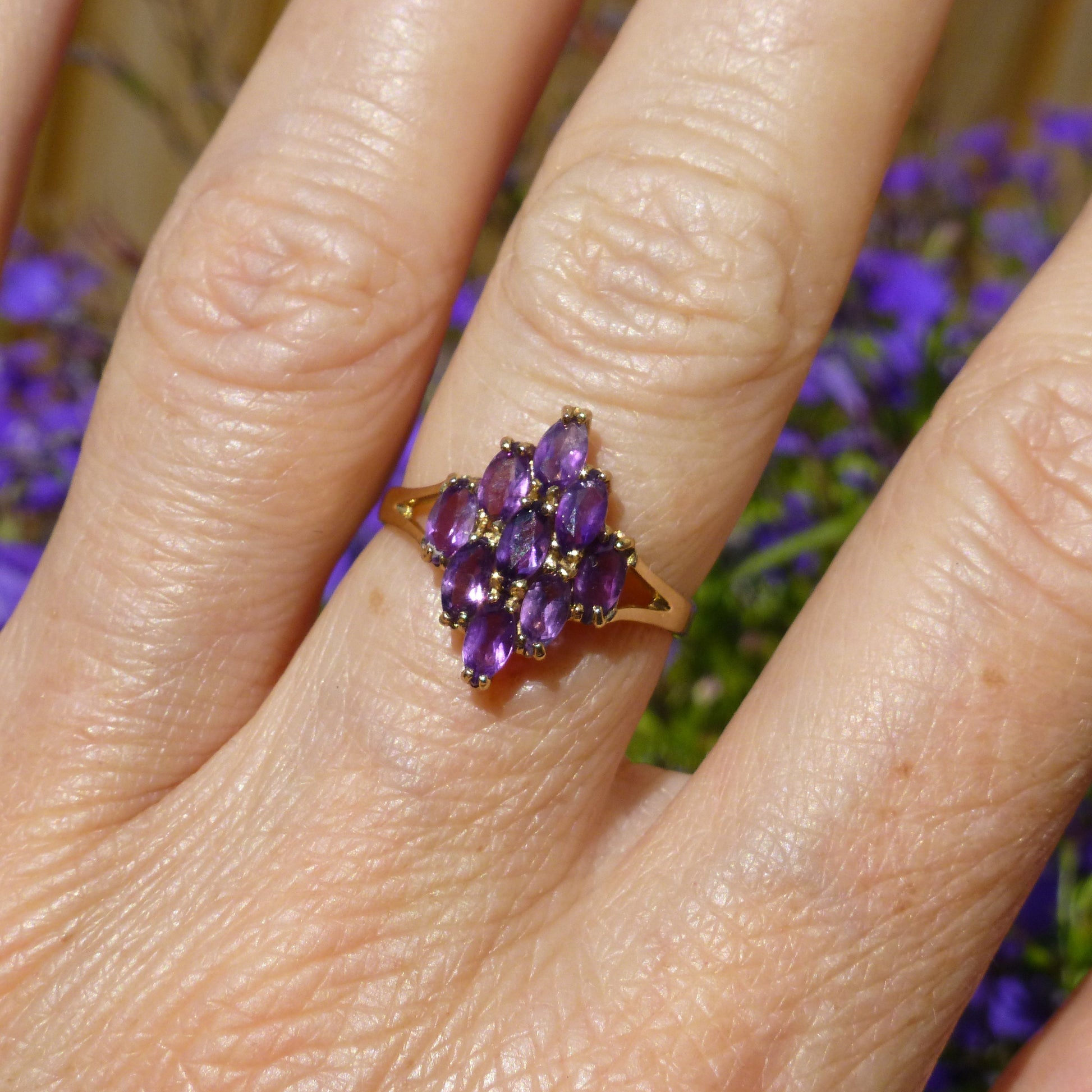 Vintage 9ct gold amethyst cluster ring - Marquise ring