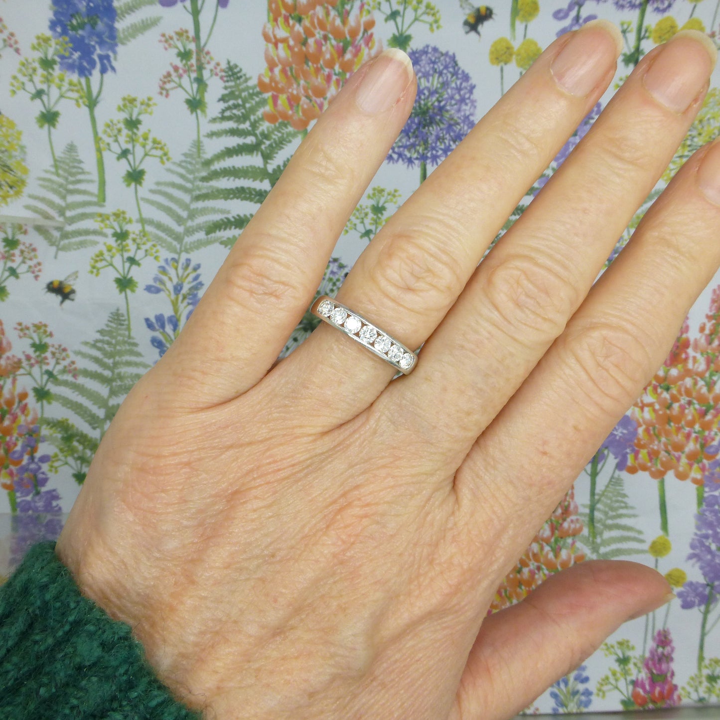 Vintage 18ct white gold seven stone diamond eternity wedding ring 0.70 carat