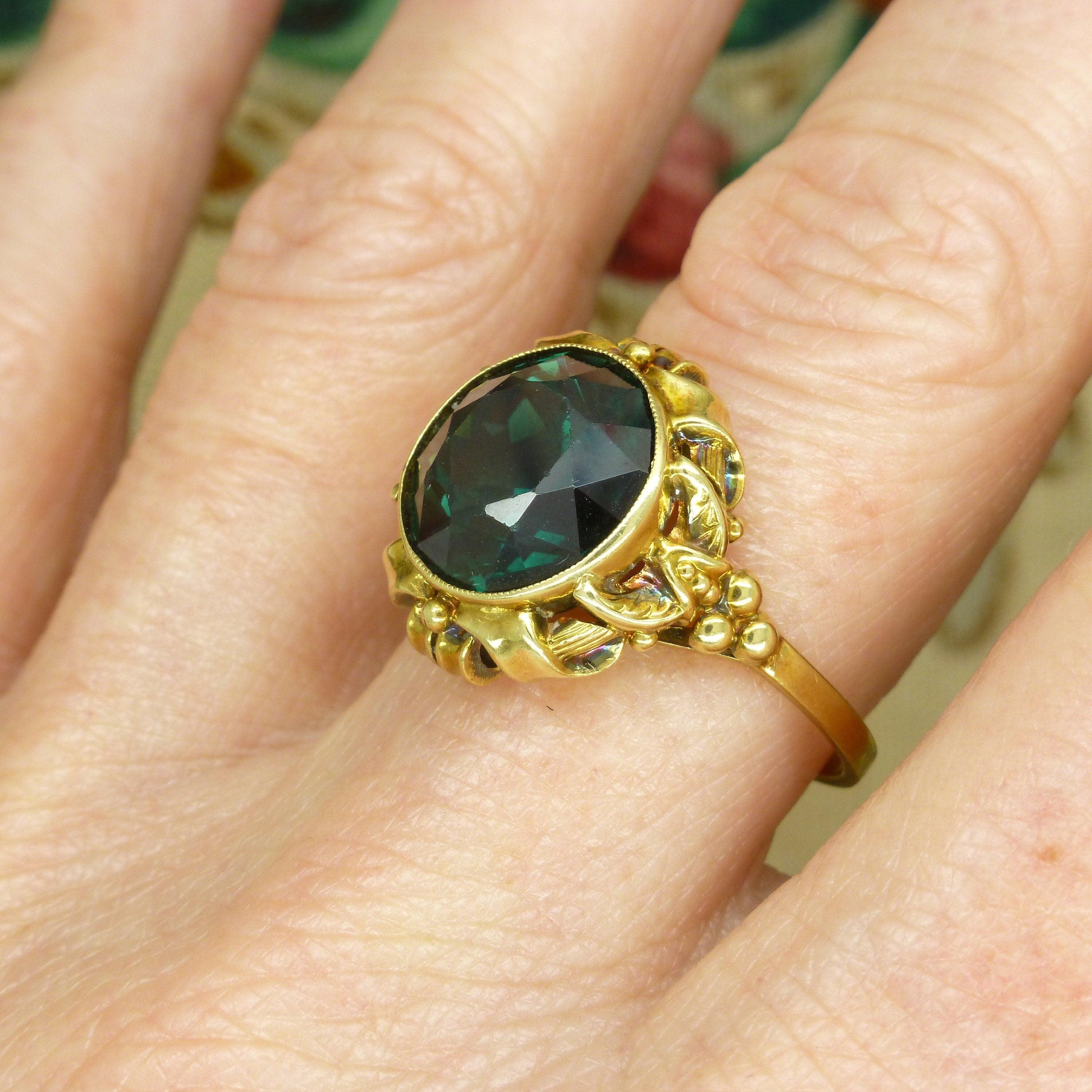 Elegant Emerald (Panna) gold ring – Kundaligems.com