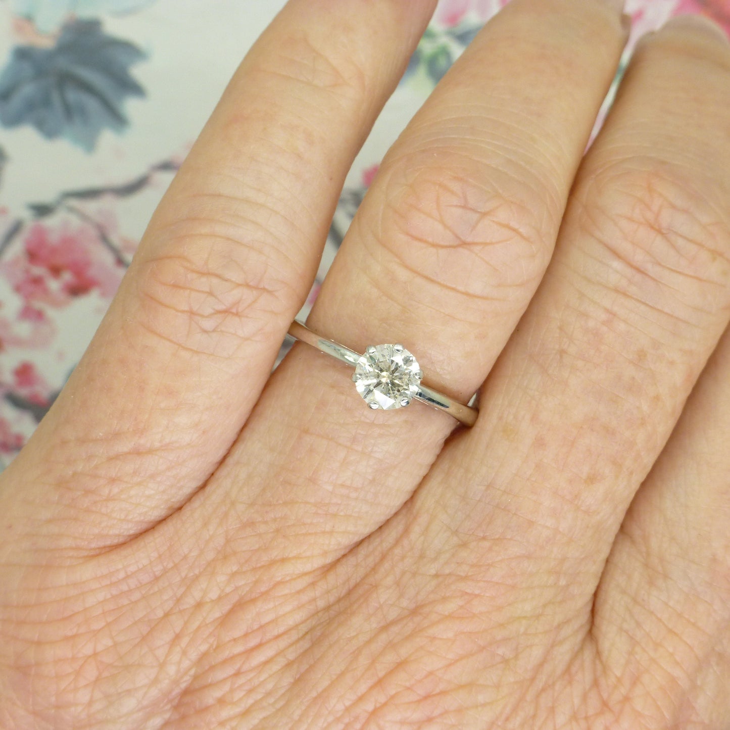 Vintage 18ct white gold 'Tiffany' style diamond solitaire engagement ring 0.60ct