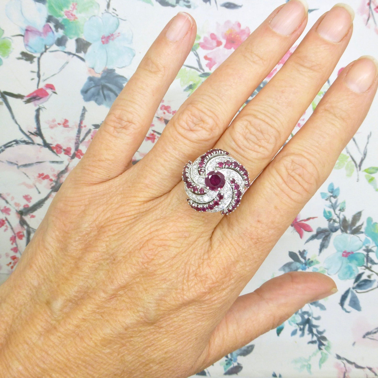 Stunning Vintage 18ct white gold ruby & diamond Bombé cluster ring ~ Statement ring ~ independent valuation