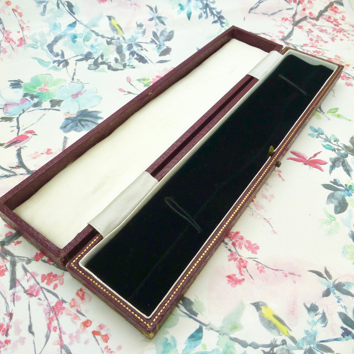 Quality vintage jewellery presentation box ~ Watch ~ Bracelet ~ Pendant c1950's