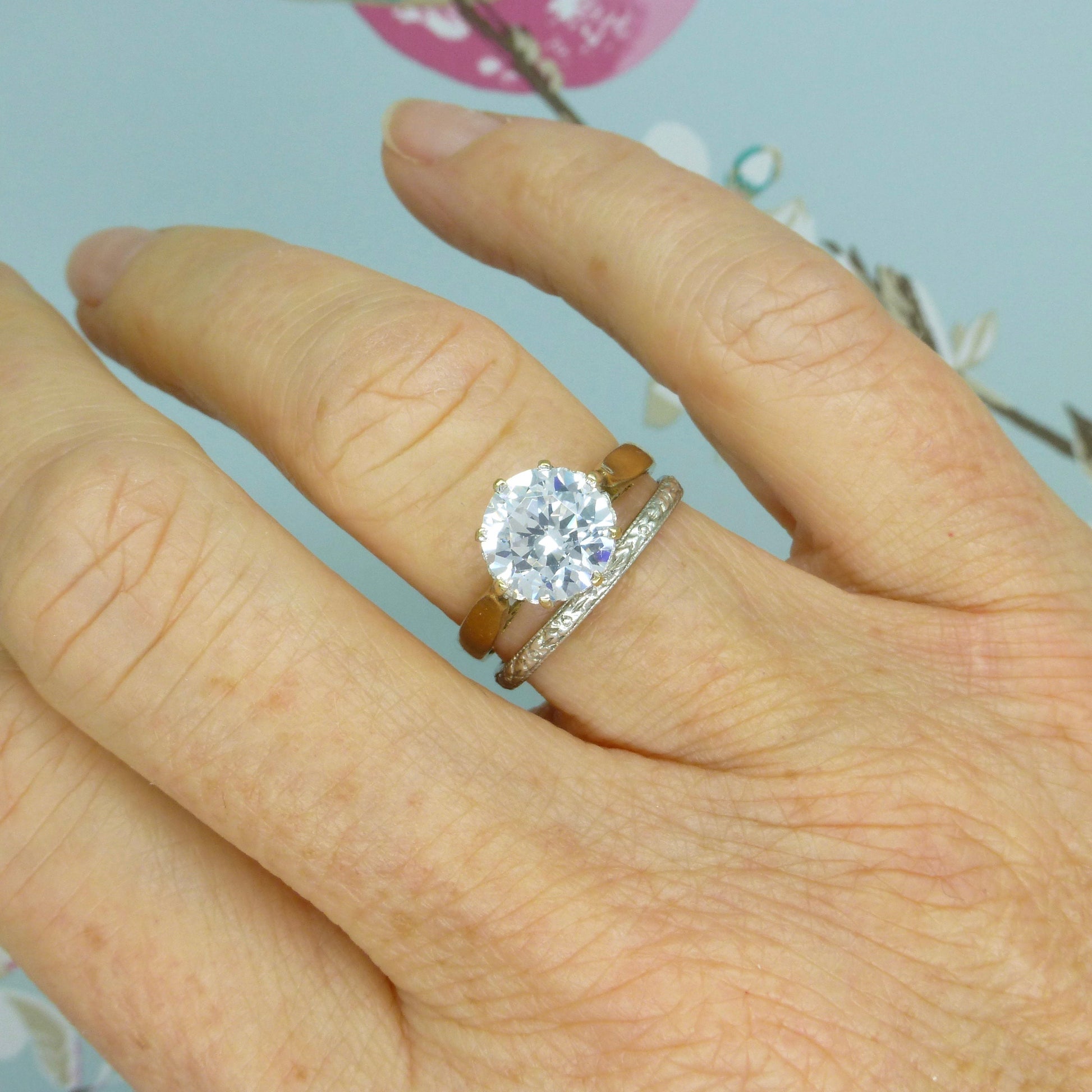 Vintage 9ct white gold 'Faux diamond' solitaire ring ~ CZ