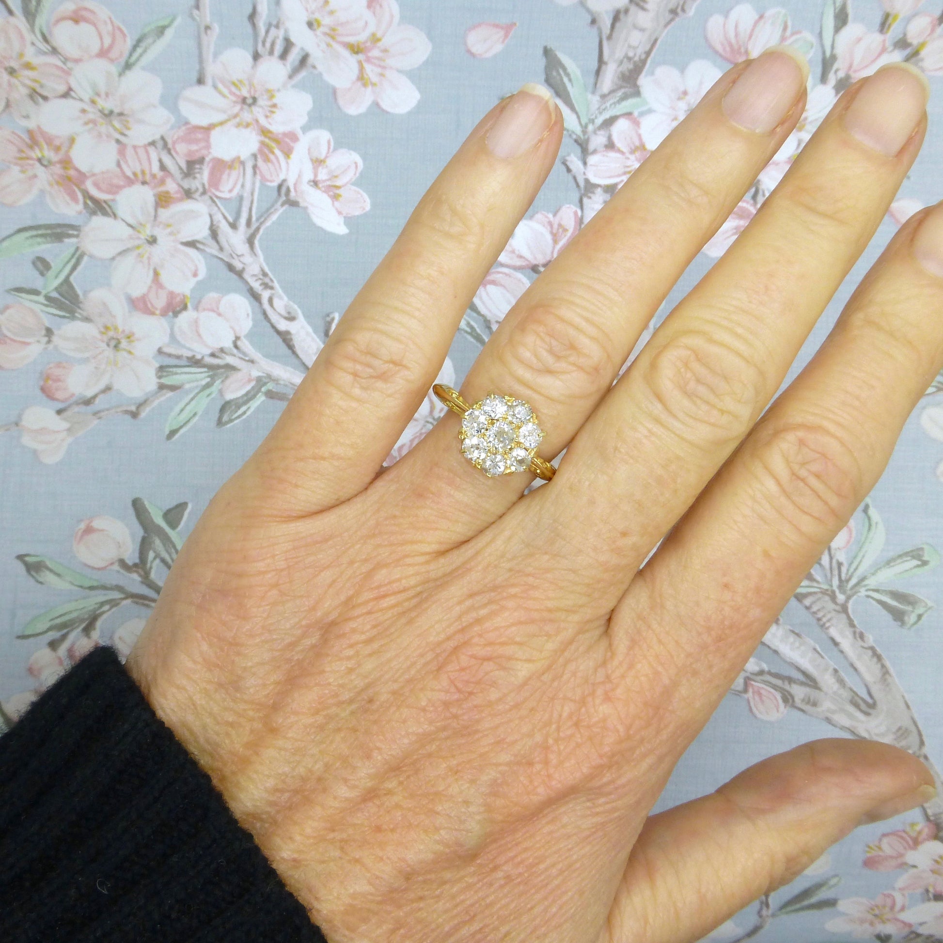 Antique Edwardian 18ct old cut diamond cluster ring 1.00 carat ~ 1910