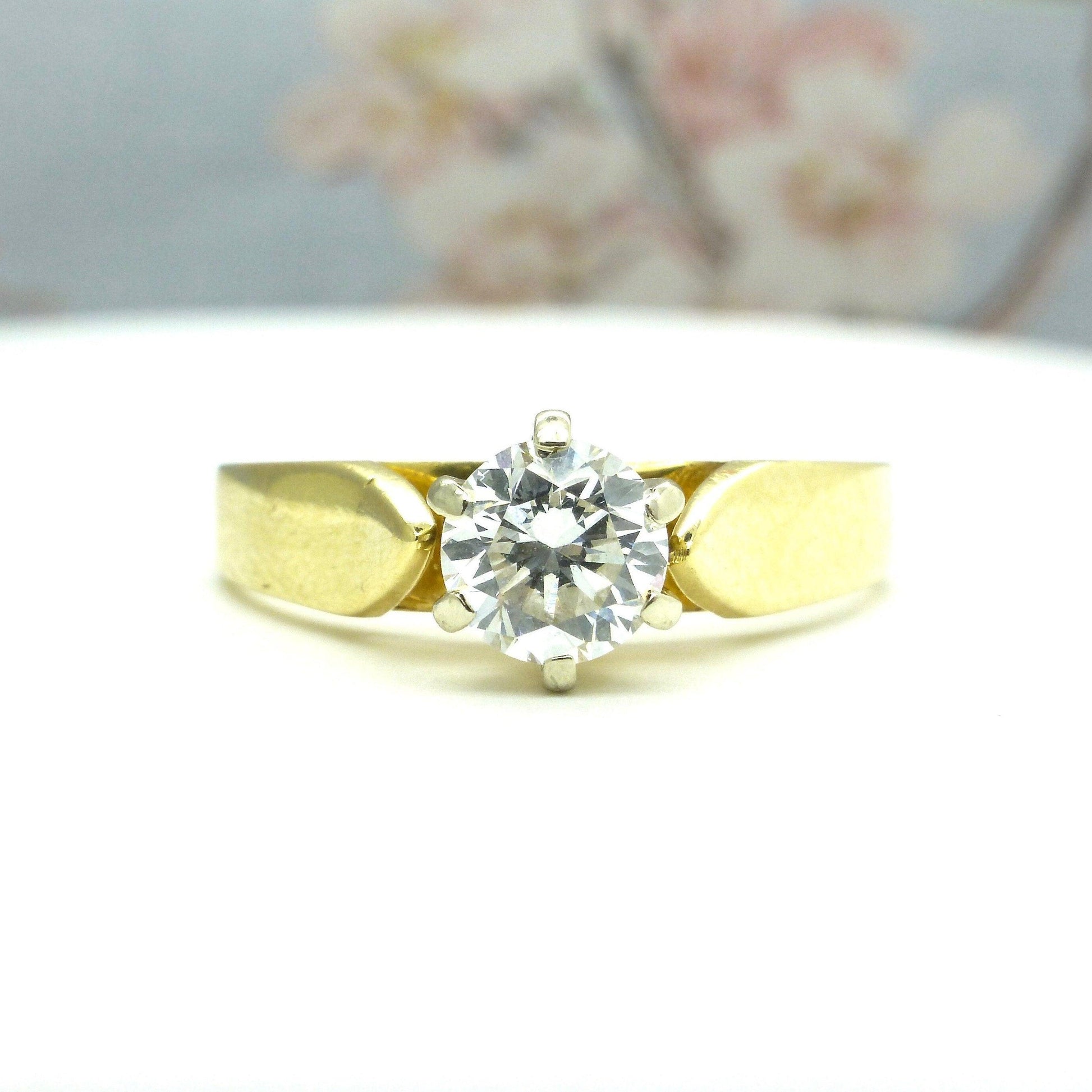 Vintage 18ct gold Diamond solitaire engagement ring 0.50 ~ With independent appraisal