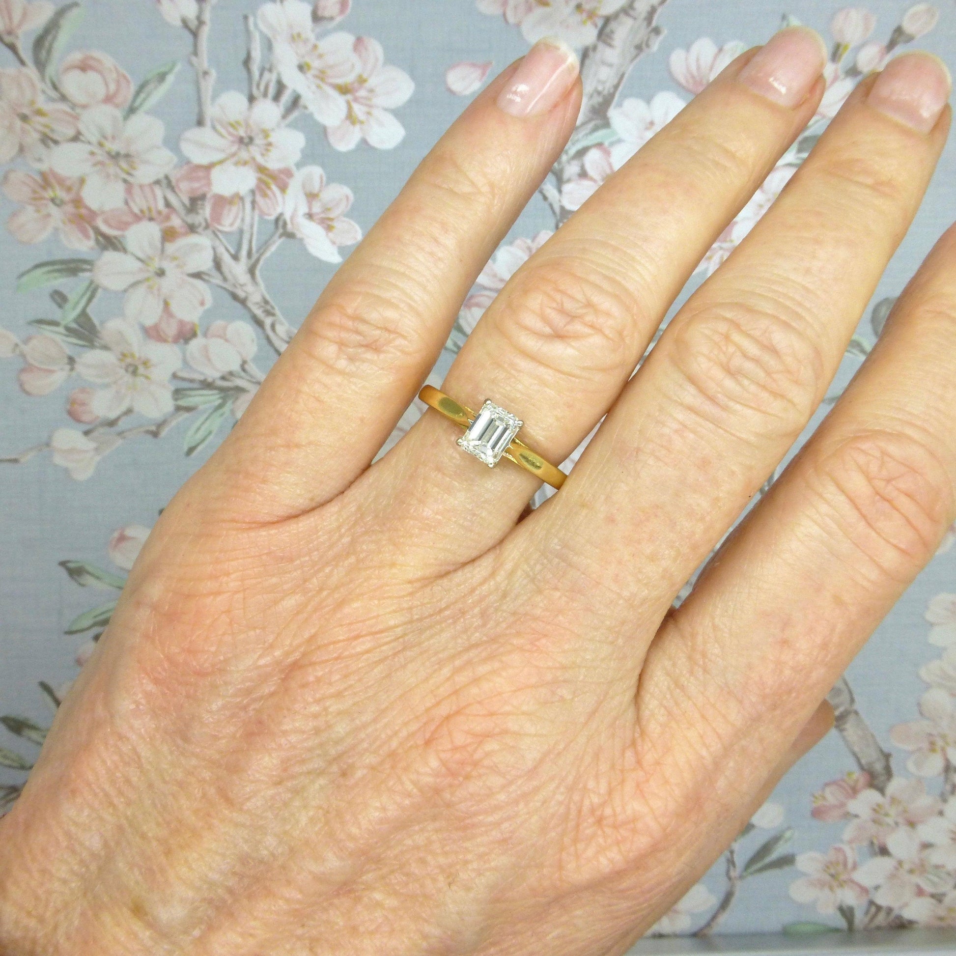 Vintage 18ct gold Emerald cut Diamond solitaire engagement ring 0.75 ~ With independent appraisal